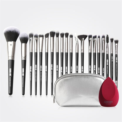 Ensemble de pinceaux de maquillage pour fards à paupières et outils de beauté \ Eye Shadow  Makeup Brush Set Of Beauty Tools