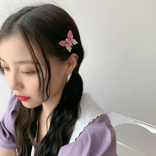 Pince à cheveux papillon colorée, accessoire de coiffure simple et élégant \ Color Butterfly Hairpin Simple Temperament Clip Headdress Hair Accessories