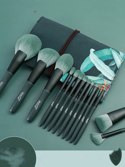 Ensemble de pinceaux de maquillage Plantain \ Plantain makeup brush set